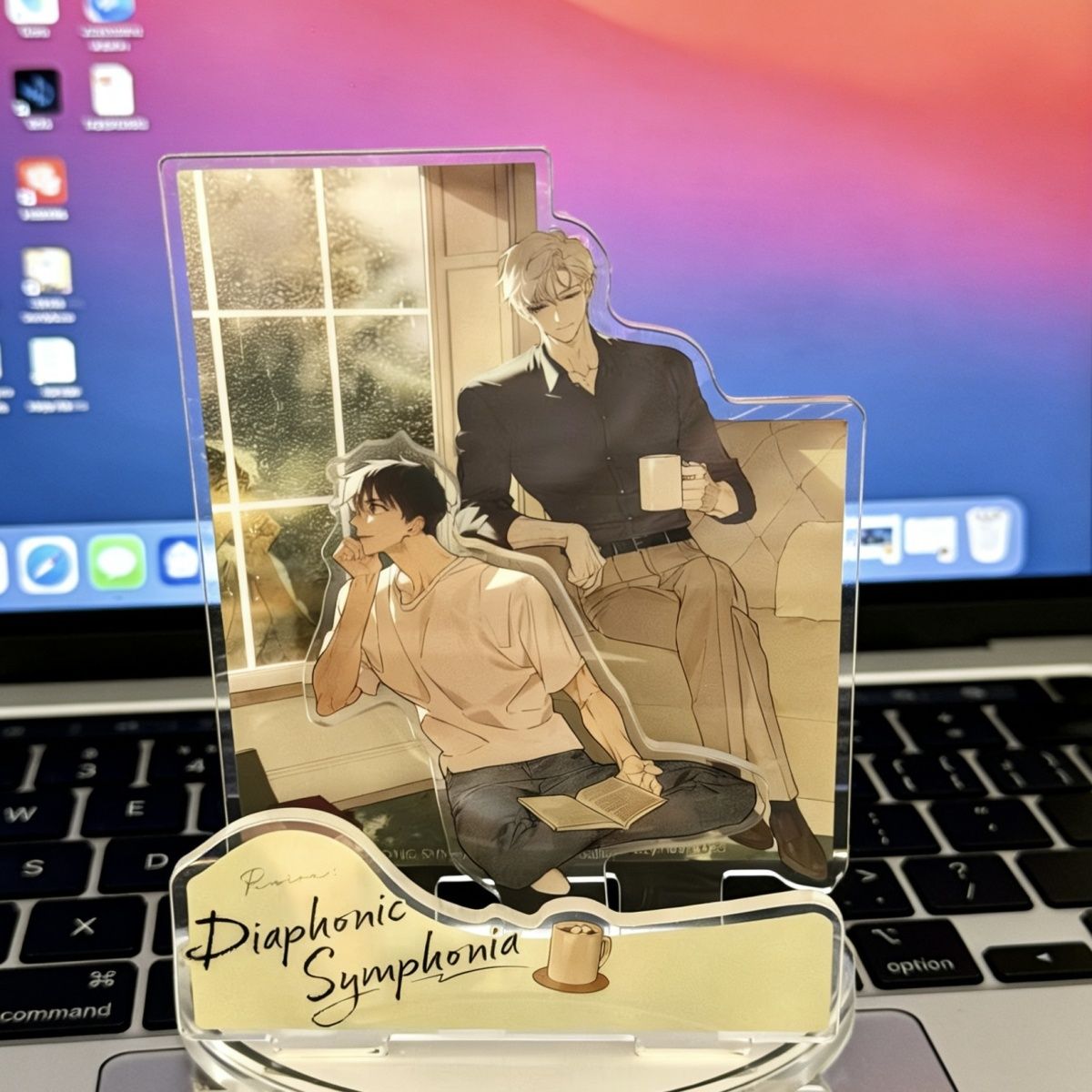 Korean Desk Setup - Nuevo Standee Acrílico de Manhwa Coreana